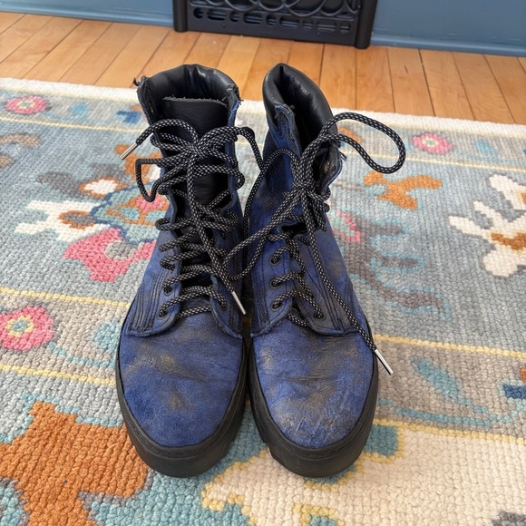 Wolverine 1000 Mile Sneaker men's 7D Alaskan Blue Bronze‎ Combat Lace Up Vibram - Picture 1 of 7